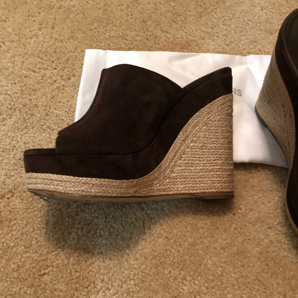 Amazing! Michael Kors Charlize Suede Mule - 6.5 - Picture 3 of 5